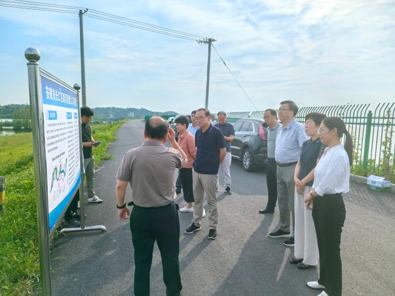 市人大常委會領導督查市重點建設工程